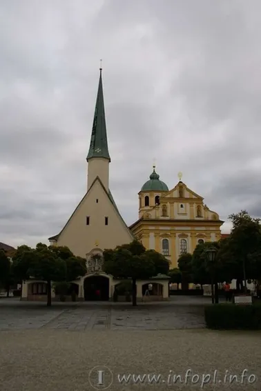 Kaplica łask w Altötting z oktogonem z VIII wieku