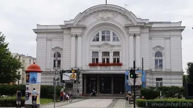 Teatr im. Wilama Horzycy na Pl. Teatralnym