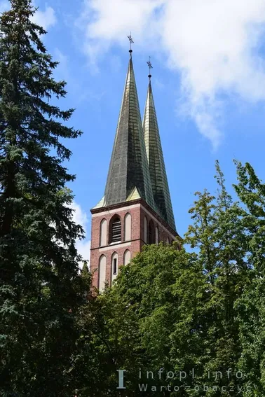 Kościół garnizonowy pw. Matki Boskiej Królowej Polski