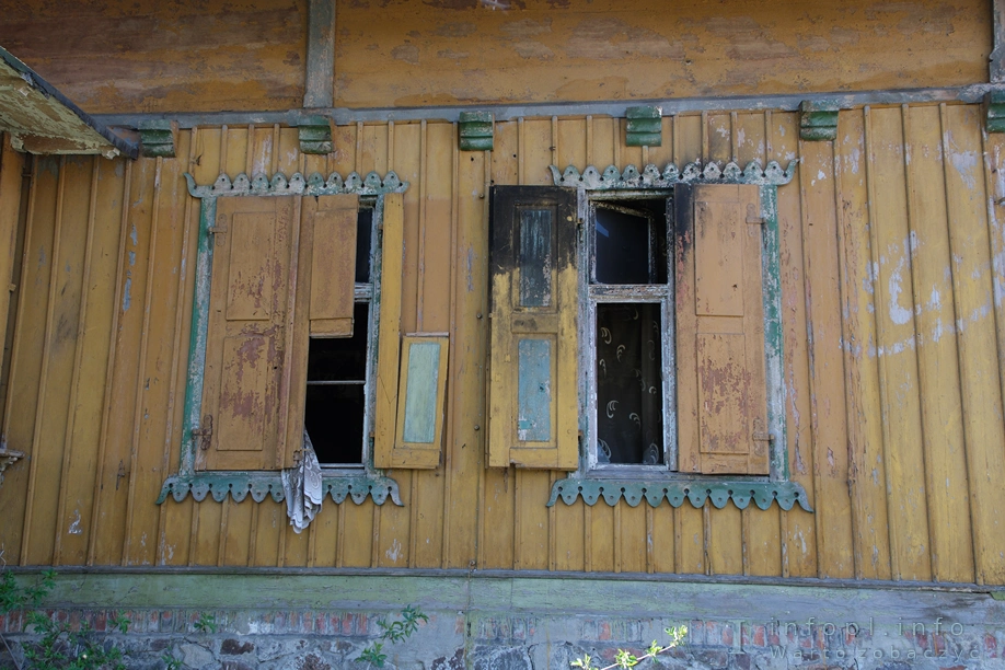 Ruina domu w Mątawach